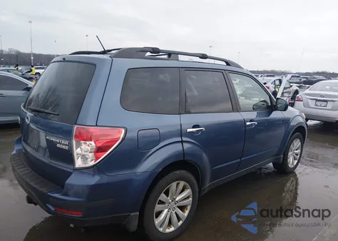 2011 Subaru Forester 2.5X Premium z USA, uszkodzony, nr VIN JF2SHADCXBH736509
